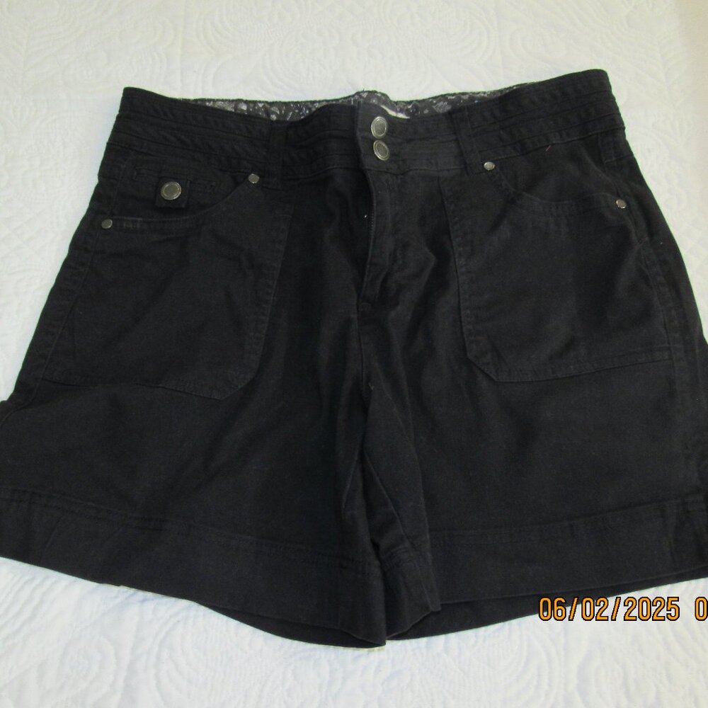 Dakota Blue Utility Style Short - Size 10 Black